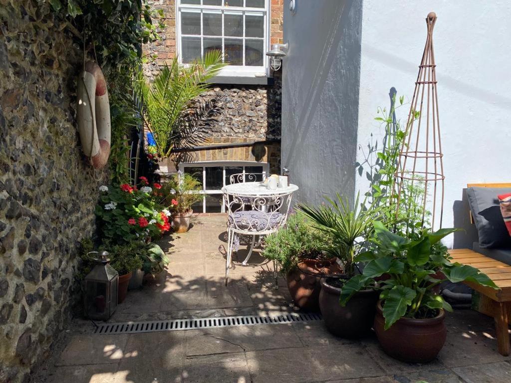 Picturesque Seaside Cottage Next To Viking Bay - برودستيرز المظهر الخارجي الصورة