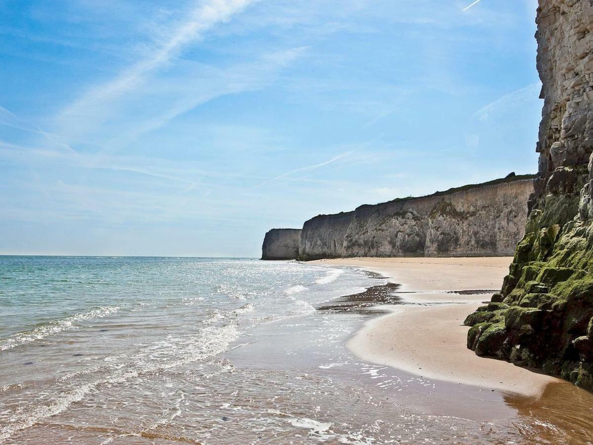 Picturesque Seaside Cottage Next To Viking Bay - برودستيرز المظهر الخارجي الصورة